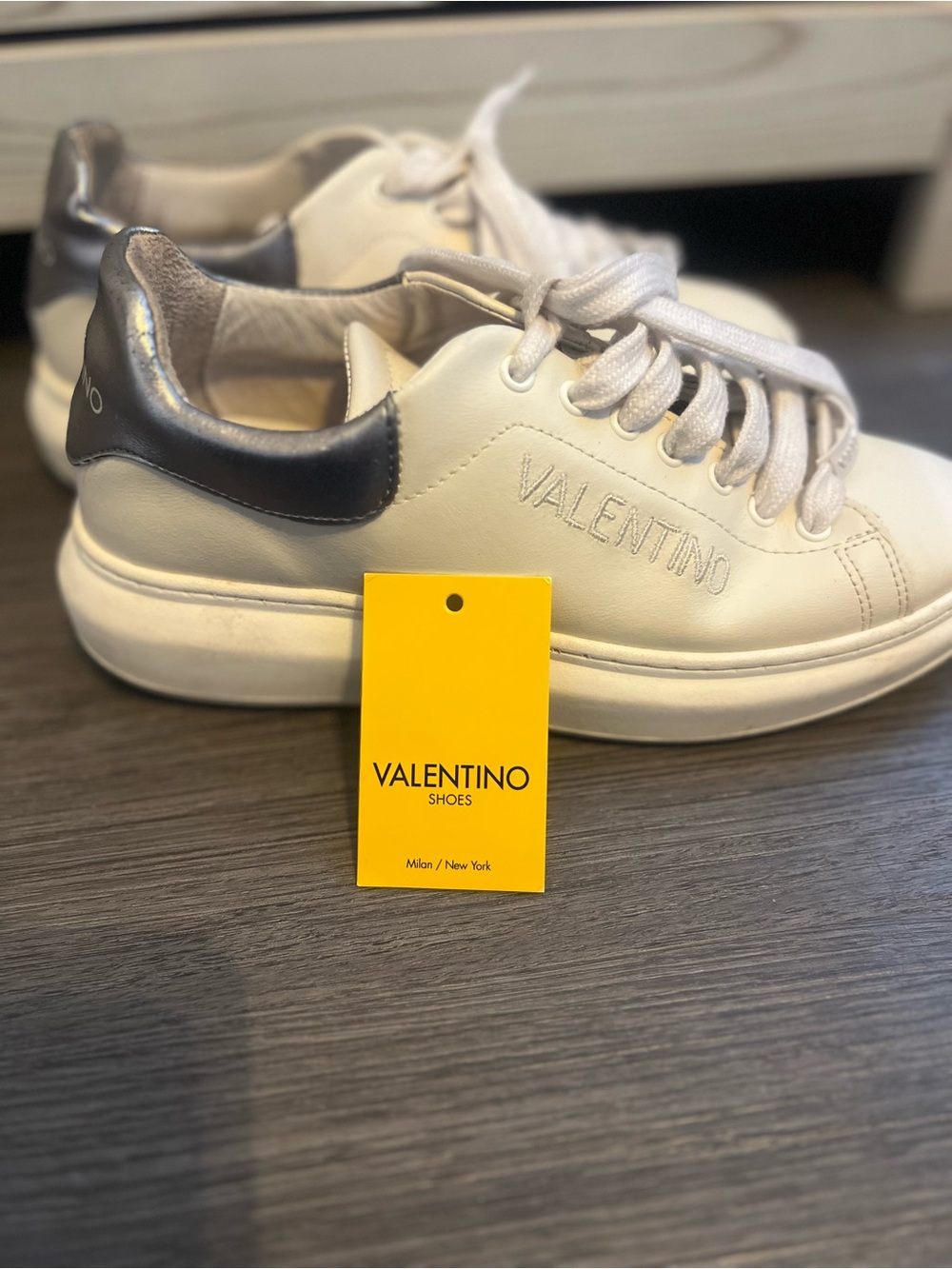 VALENTINO BY MARIO VALENTINO Fresia Leather white Sneakers 7.5